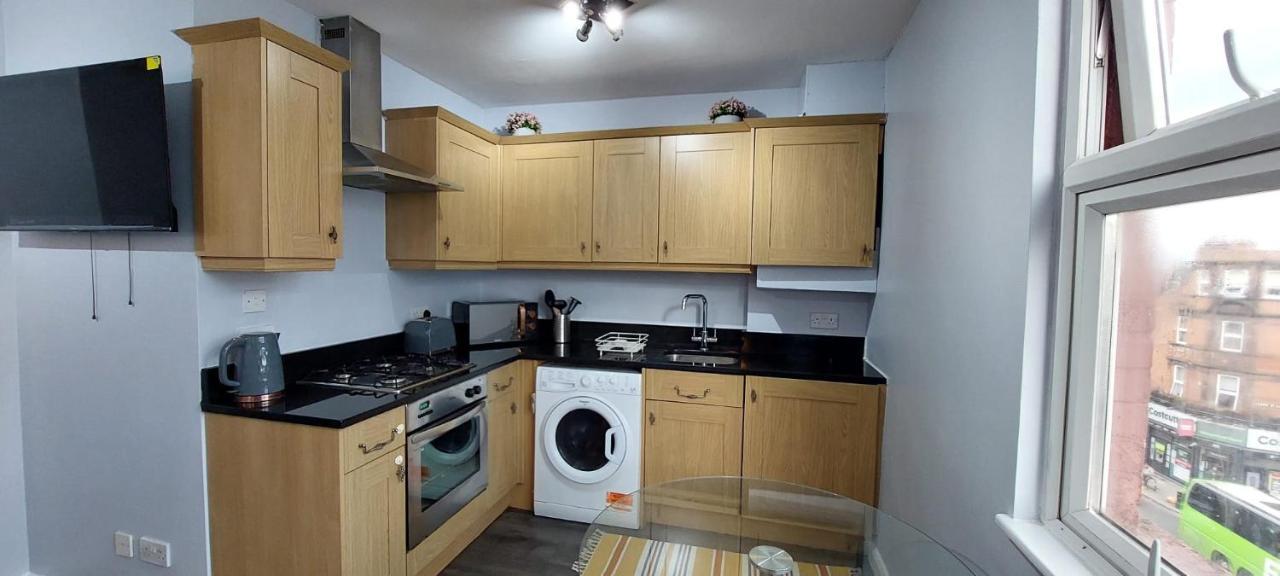 One Bedroom Flat In Finchley Road Londra